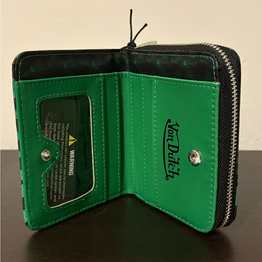 Von Dutch Green Cheetah Zip Wallet - Picture 3 of 4